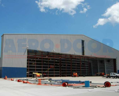 construction of a large sliding door for hangar